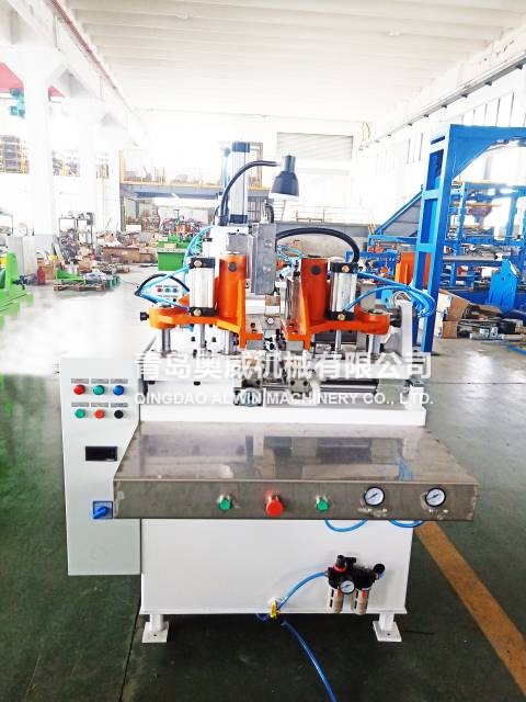 氣動(dòng)內(nèi)胎接頭機(jī)